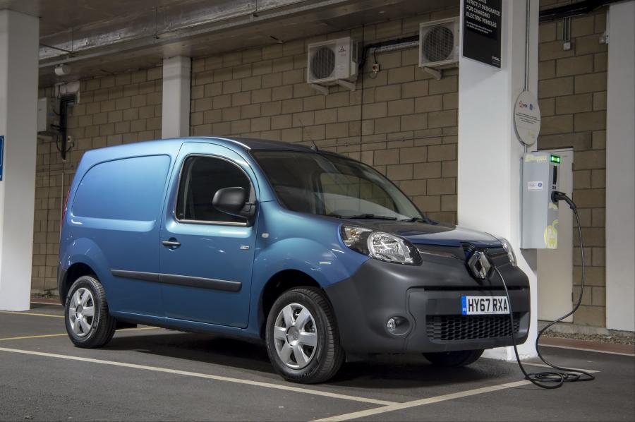  Renault Kangoo Van Z.E. 33 2017 года  (UK) (фото 7 из 44)
